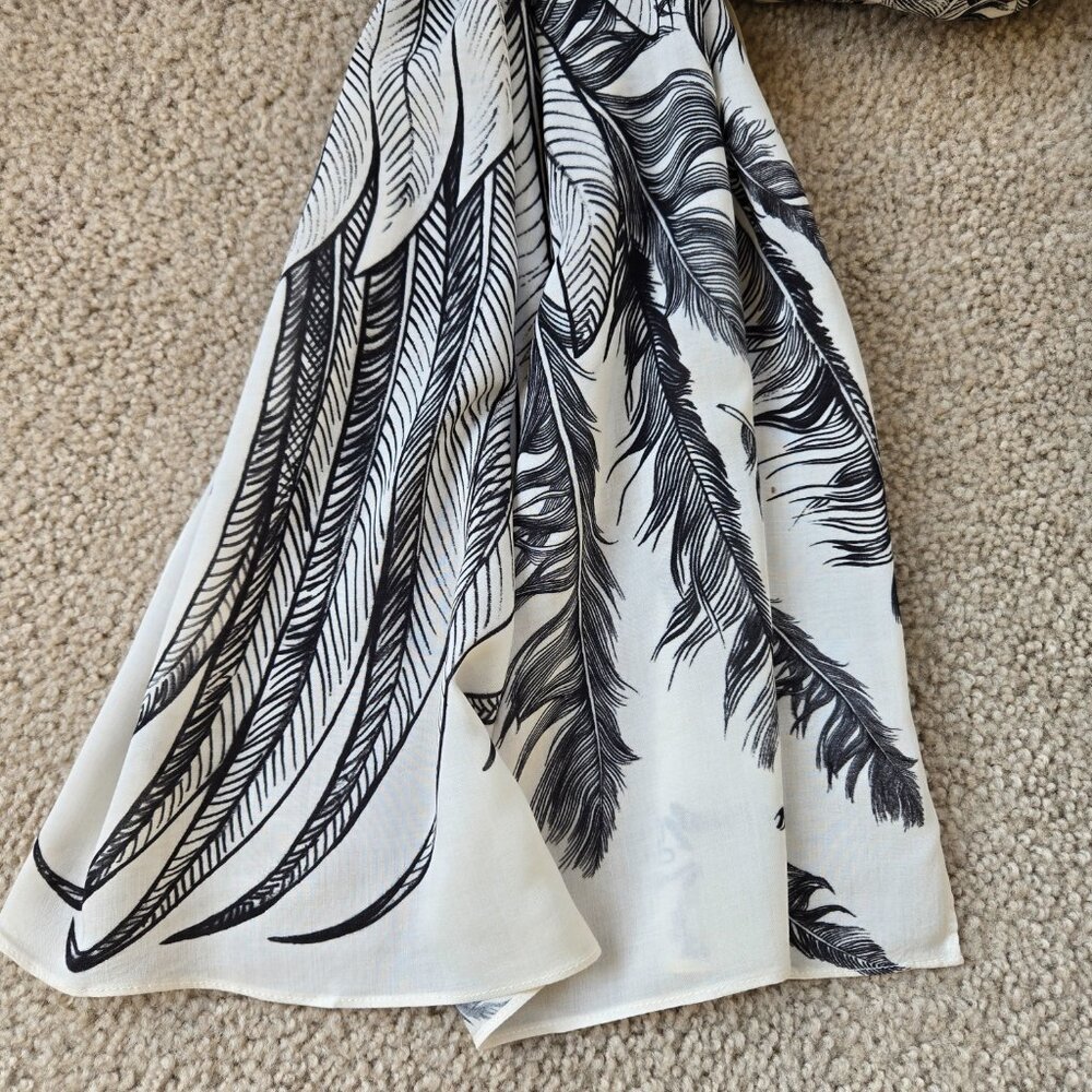 Bird Feathers Angel Wings Lightweight Scarf - Picture 12 of 13